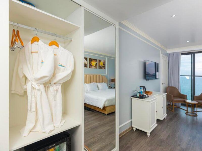 media\roomtypes\aec976ce-4f98-446f-915d-08dbf4707fa7\gallery\la-vague-hotel-nha-trang-28.041223093702558.jpg